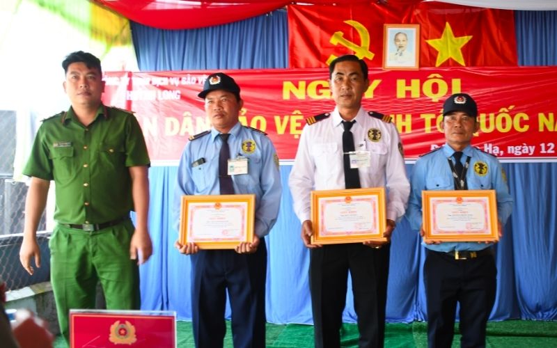 Top 10 Công ty bảo vệ tại Đức Hoà chất lượng tốt nhất 16 Bảo vệ Huỳnh Long là một trong những đơn vị uy tín nhất trong ngành