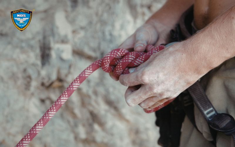Kỹ năng thắt nút dây chuyên dụng