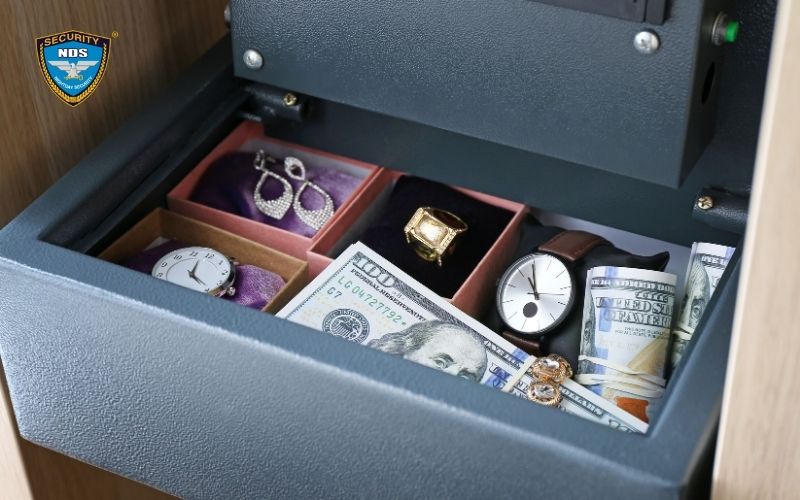 cách chống trộm hiệu quả ở phòng trọ