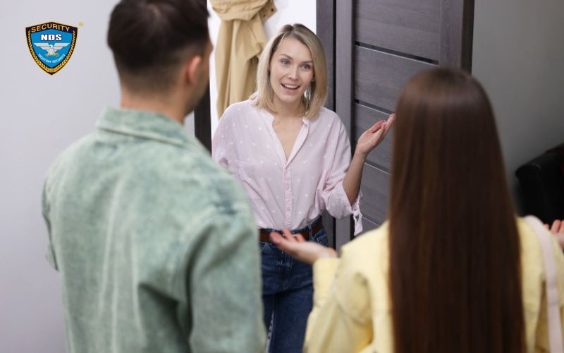 Trộm đột nhập vào nhà